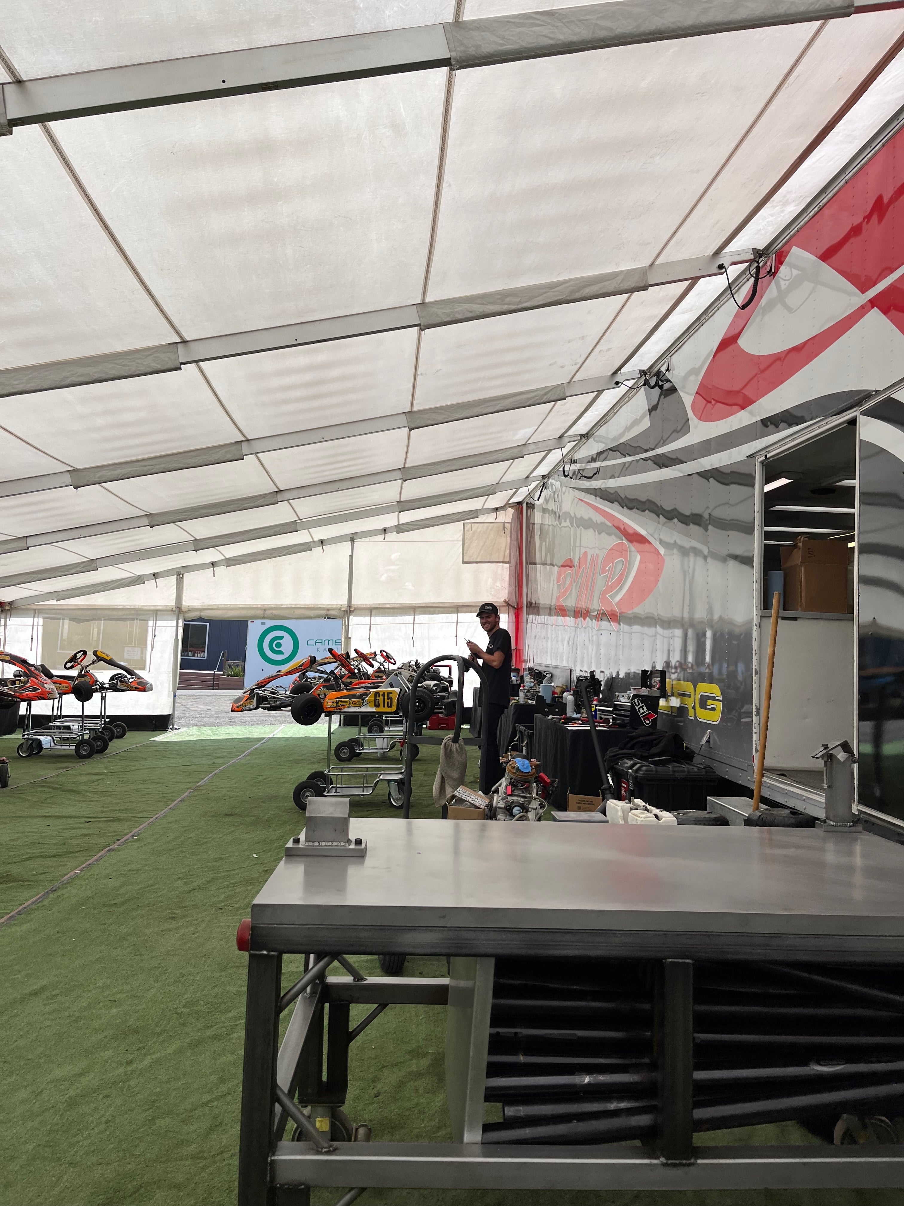 On-Site Parts & Flat Table